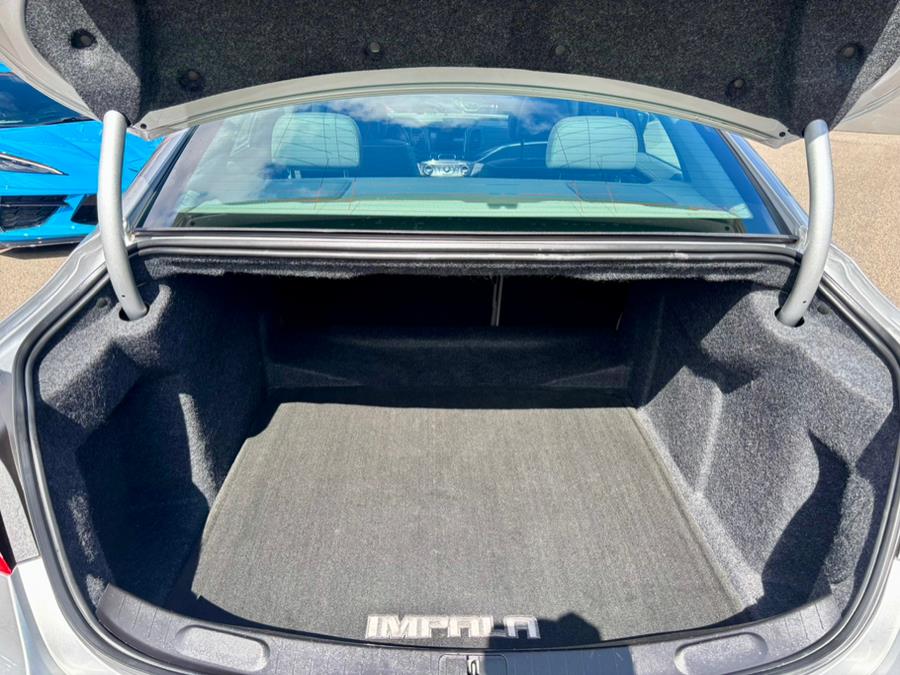 2014 Chevrolet Impala 2LT photo 21