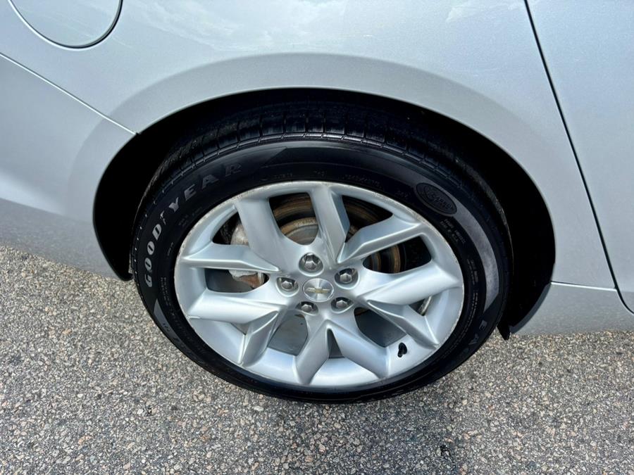 2014 Chevrolet Impala 2LT photo 25