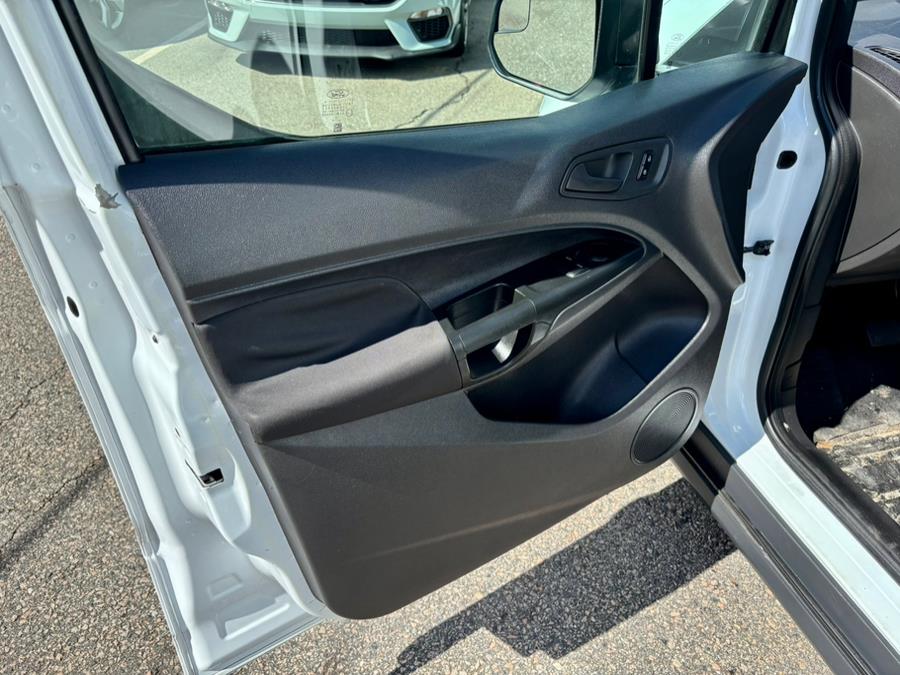 2017 Ford Transit Van XL photo 11