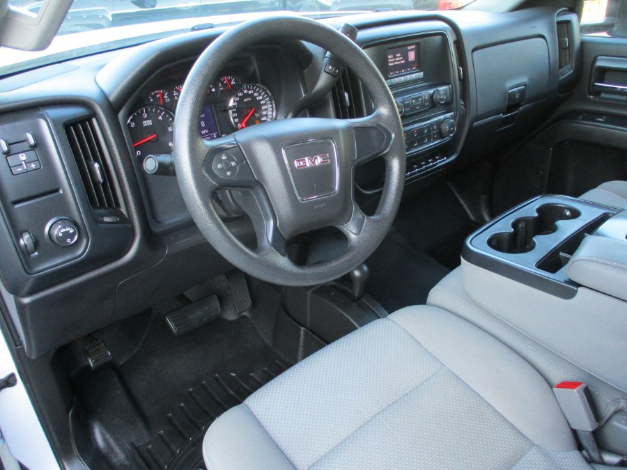 2016 GMC Sierra 2500HD 4WD Double Cab 144.2", available for sale in Suffield, Connecticut | Suffield Auto LLC. Suffield, Connecticut 2016 GMC Sierra 2500HD 4WD Double Cab 144.2", available for sale in Suffield, Connecticut | Suffield Auto LLC. Suffield, Connecticut