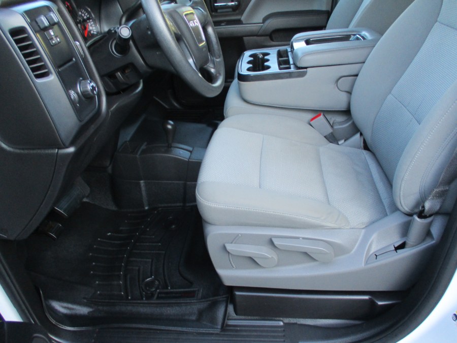 2016 GMC Sierra 2500HD 4WD Double Cab 144.2", available for sale in Suffield, Connecticut | Suffield Auto LLC. Suffield, Connecticut 2016 GMC Sierra 2500HD 4WD Double Cab 144.2", available for sale in Suffield, Connecticut | Suffield Auto LLC. Suffield, Connecticut