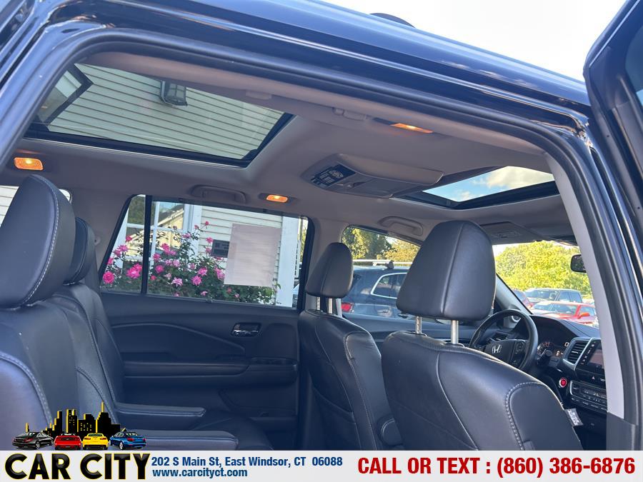 2016 Honda Pilot AWD 4dr Elite w/RES & Navi, available for sale in East Windsor, Connecticut | Car City LLC. East Windsor, Connecticut 2016 Honda Pilot AWD 4dr Elite w/RES & Navi, available for sale in East Windsor, Connecticut | Car City LLC. East Windsor, Connecticut