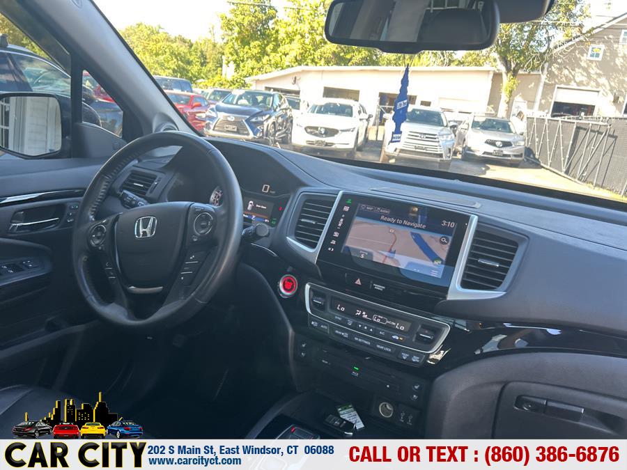 2016 Honda Pilot AWD 4dr Elite w/RES & Navi, available for sale in East Windsor, Connecticut | Car City LLC. East Windsor, Connecticut 2016 Honda Pilot AWD 4dr Elite w/RES & Navi, available for sale in East Windsor, Connecticut | Car City LLC. East Windsor, Connecticut