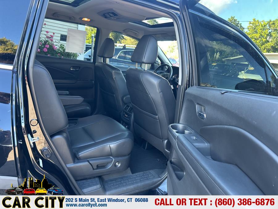 2016 Honda Pilot AWD 4dr Elite w/RES & Navi, available for sale in East Windsor, Connecticut | Car City LLC. East Windsor, Connecticut 2016 Honda Pilot AWD 4dr Elite w/RES & Navi, available for sale in East Windsor, Connecticut | Car City LLC. East Windsor, Connecticut