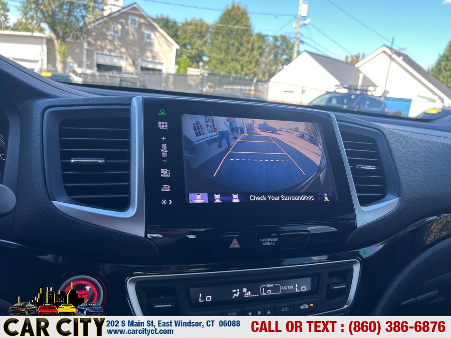 2016 Honda Pilot AWD 4dr Elite w/RES & Navi, available for sale in East Windsor, Connecticut | Car City LLC. East Windsor, Connecticut 2016 Honda Pilot AWD 4dr Elite w/RES & Navi, available for sale in East Windsor, Connecticut | Car City LLC. East Windsor, Connecticut