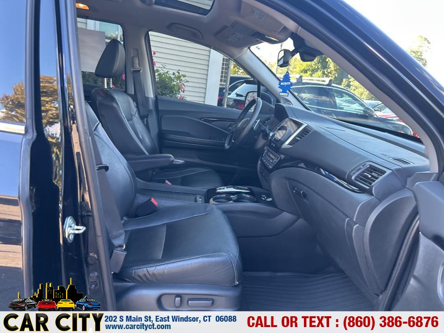2016 Honda Pilot AWD 4dr Elite w/RES & Navi, available for sale in East Windsor, Connecticut | Car City LLC. East Windsor, Connecticut 2016 Honda Pilot AWD 4dr Elite w/RES & Navi, available for sale in East Windsor, Connecticut | Car City LLC. East Windsor, Connecticut