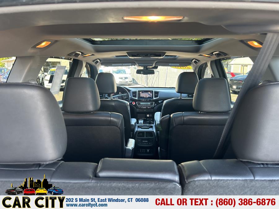 2016 Honda Pilot AWD 4dr Elite w/RES & Navi, available for sale in East Windsor, Connecticut | Car City LLC. East Windsor, Connecticut 2016 Honda Pilot AWD 4dr Elite w/RES & Navi, available for sale in East Windsor, Connecticut | Car City LLC. East Windsor, Connecticut