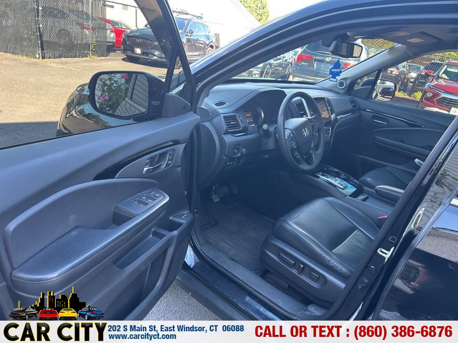2016 Honda Pilot AWD 4dr Elite w/RES & Navi, available for sale in East Windsor, Connecticut | Car City LLC. East Windsor, Connecticut 2016 Honda Pilot AWD 4dr Elite w/RES & Navi, available for sale in East Windsor, Connecticut | Car City LLC. East Windsor, Connecticut