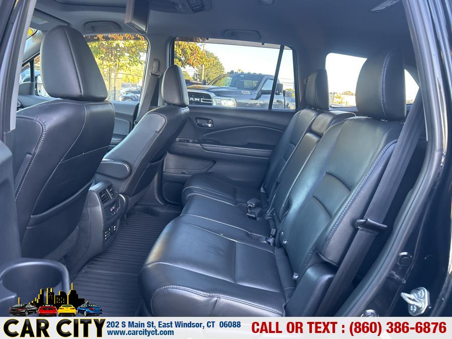 2016 Honda Pilot AWD 4dr Touring w/RES & Navi, available for sale in East Windsor, Connecticut | Car City LLC. East Windsor, Connecticut 2016 Honda Pilot AWD 4dr Touring w/RES & Navi, available for sale in East Windsor, Connecticut | Car City LLC. East Windsor, Connecticut