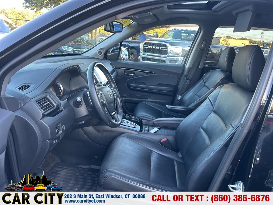 2016 Honda Pilot AWD 4dr Touring w/RES & Navi, available for sale in East Windsor, Connecticut | Car City LLC. East Windsor, Connecticut 2016 Honda Pilot AWD 4dr Touring w/RES & Navi, available for sale in East Windsor, Connecticut | Car City LLC. East Windsor, Connecticut