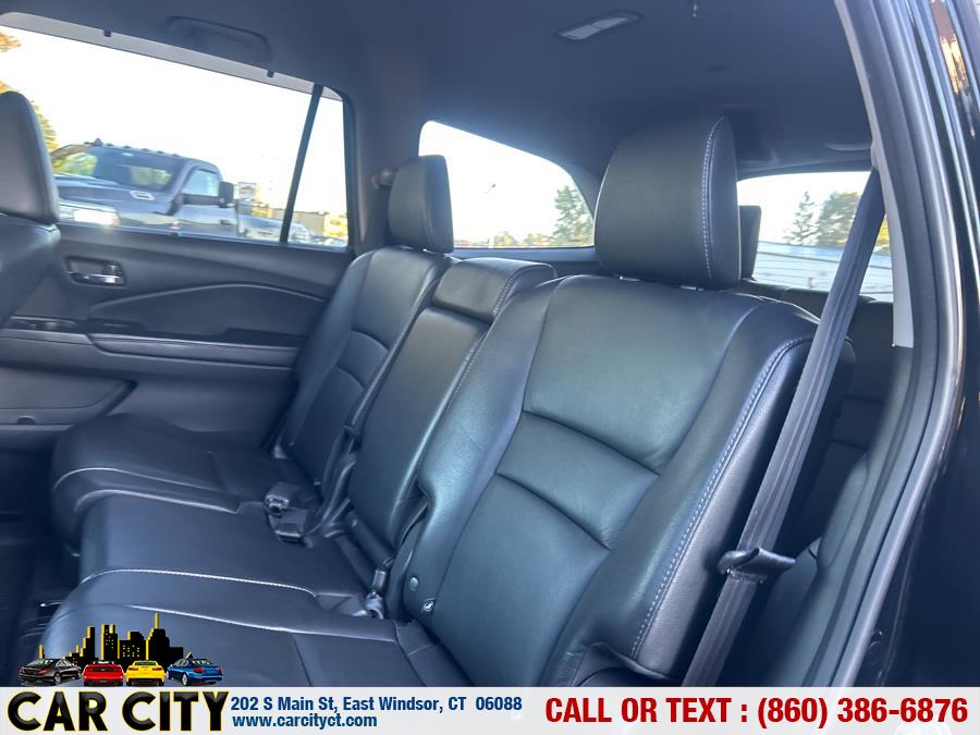 2016 Honda Pilot AWD 4dr Touring w/RES & Navi, available for sale in East Windsor, Connecticut | Car City LLC. East Windsor, Connecticut 2016 Honda Pilot AWD 4dr Touring w/RES & Navi, available for sale in East Windsor, Connecticut | Car City LLC. East Windsor, Connecticut