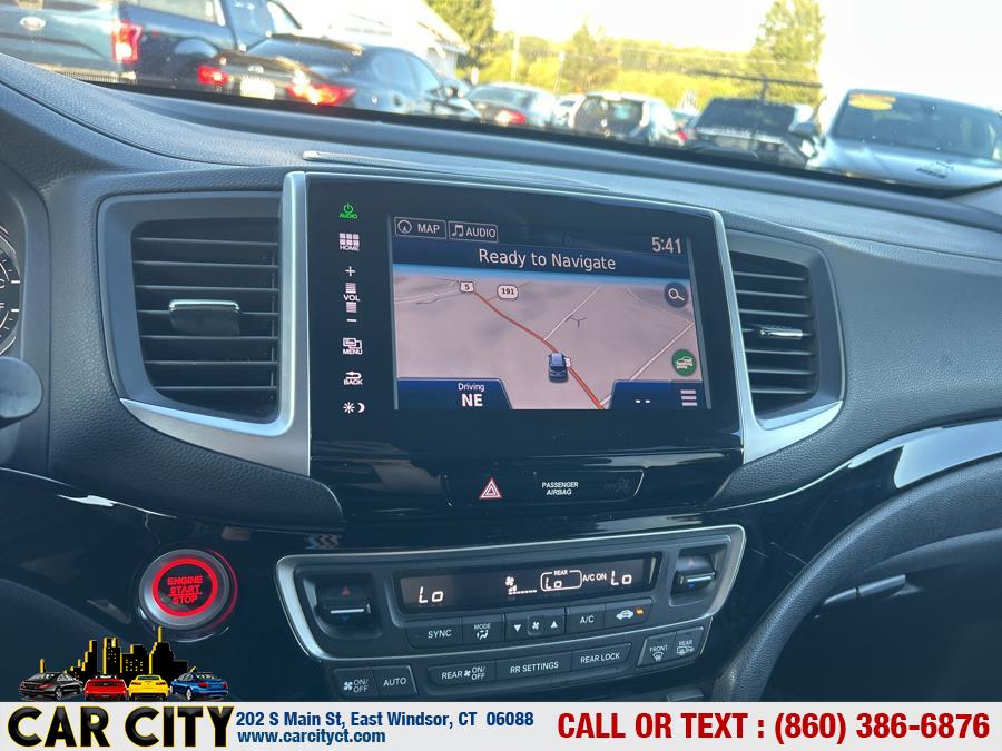 2016 Honda Pilot AWD 4dr Touring w/RES & Navi, available for sale in East Windsor, Connecticut | Car City LLC. East Windsor, Connecticut 2016 Honda Pilot AWD 4dr Touring w/RES & Navi, available for sale in East Windsor, Connecticut | Car City LLC. East Windsor, Connecticut