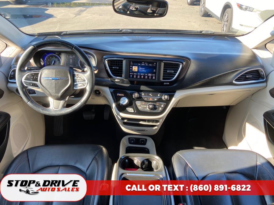 2018 Chrysler Pacifica Touring L FWD, available for sale in East Windsor, Connecticut | Stop & Drive Auto Sales. East Windsor, Connecticut 2018 Chrysler Pacifica Touring L FWD, available for sale in East Windsor, Connecticut | Stop & Drive Auto Sales. East Windsor, Connecticut