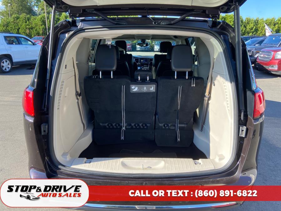 2018 Chrysler Pacifica Touring L FWD, available for sale in East Windsor, Connecticut | Stop & Drive Auto Sales. East Windsor, Connecticut 2018 Chrysler Pacifica Touring L FWD, available for sale in East Windsor, Connecticut | Stop & Drive Auto Sales. East Windsor, Connecticut