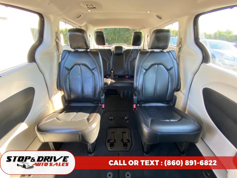 2018 Chrysler Pacifica Touring L FWD, available for sale in East Windsor, Connecticut | Stop & Drive Auto Sales. East Windsor, Connecticut 2018 Chrysler Pacifica Touring L FWD, available for sale in East Windsor, Connecticut | Stop & Drive Auto Sales. East Windsor, Connecticut