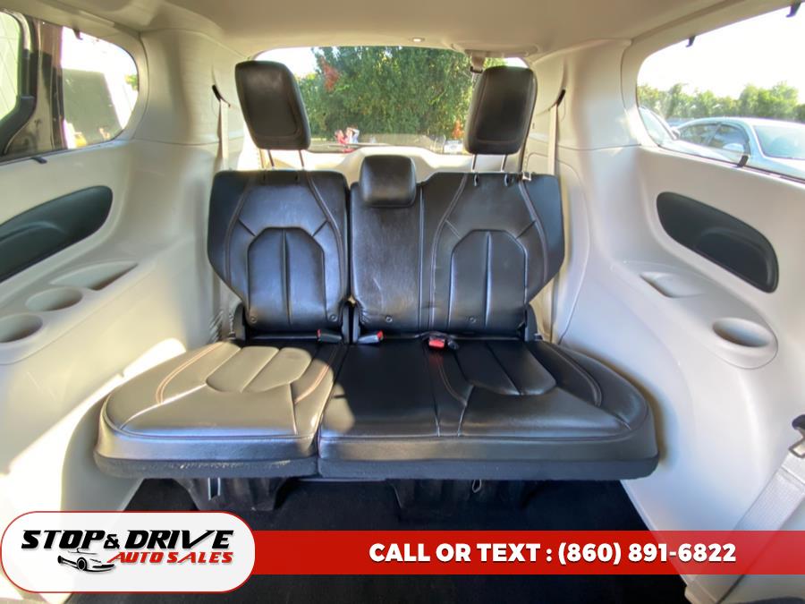 2018 Chrysler Pacifica Touring L FWD, available for sale in East Windsor, Connecticut | Stop & Drive Auto Sales. East Windsor, Connecticut 2018 Chrysler Pacifica Touring L FWD, available for sale in East Windsor, Connecticut | Stop & Drive Auto Sales. East Windsor, Connecticut