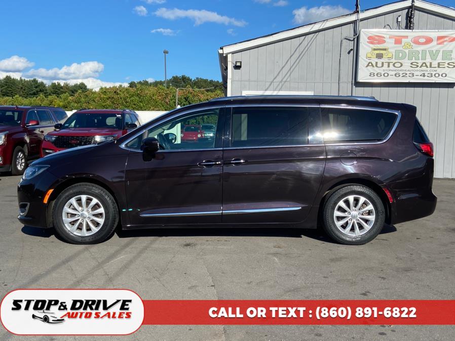 2018 Chrysler Pacifica Touring L FWD, available for sale in East Windsor, Connecticut | Stop & Drive Auto Sales. East Windsor, Connecticut 2018 Chrysler Pacifica Touring L FWD, available for sale in East Windsor, Connecticut | Stop & Drive Auto Sales. East Windsor, Connecticut