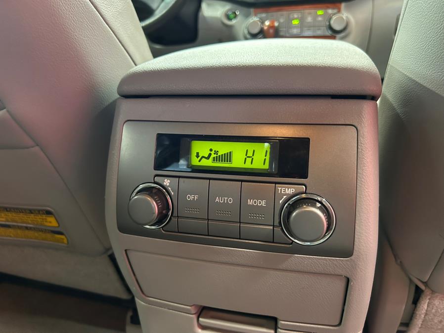 2010 Toyota Highlander 4WD 4dr V6 Limited, available for sale in Garfield, New Jersey | Urban Motors Collection. Garfield, New Jersey 2010 Toyota Highlander 4WD 4dr V6 Limited, available for sale in Garfield, New Jersey | Urban Motors Collection. Garfield, New Jersey