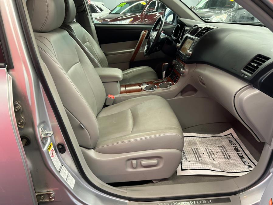 2010 Toyota Highlander 4WD 4dr V6 Limited, available for sale in Garfield, New Jersey | Urban Motors Collection. Garfield, New Jersey 2010 Toyota Highlander 4WD 4dr V6 Limited, available for sale in Garfield, New Jersey | Urban Motors Collection. Garfield, New Jersey