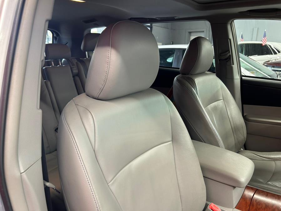2010 Toyota Highlander 4WD 4dr V6 Limited, available for sale in Garfield, New Jersey | Urban Motors Collection. Garfield, New Jersey 2010 Toyota Highlander 4WD 4dr V6 Limited, available for sale in Garfield, New Jersey | Urban Motors Collection. Garfield, New Jersey