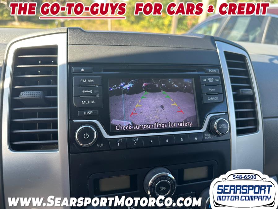 2016 Nissan Frontier Crew Cab SV photo 12