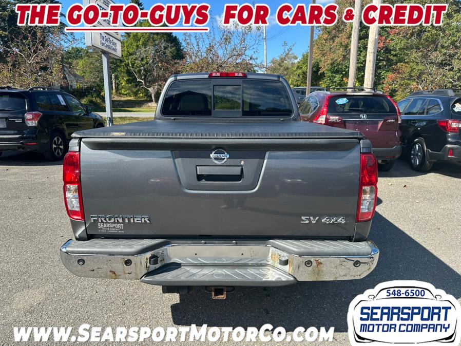 2016 Nissan Frontier Crew Cab SV photo 4