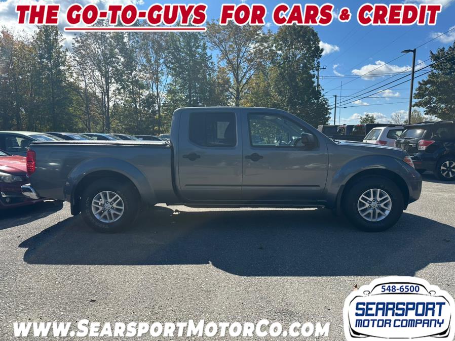 2016 Nissan Frontier Crew Cab SV photo 3