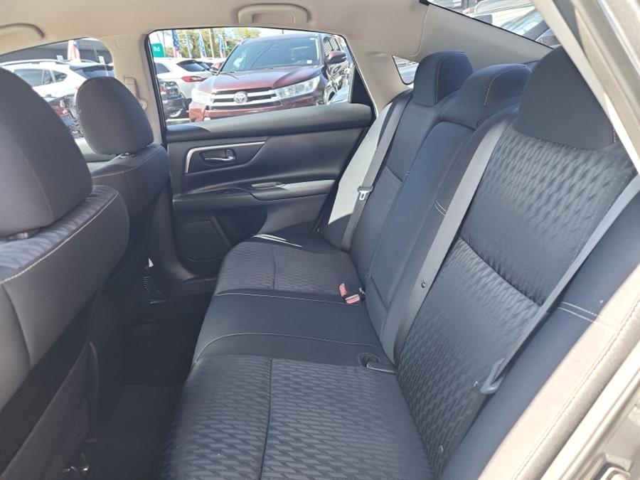 2017 Nissan Altima 2.5 SR Sedan, available for sale in Islip, New York | L.I. Auto Gallery. Islip, New York 2017 Nissan Altima 2.5 SR Sedan, available for sale in Islip, New York | L.I. Auto Gallery. Islip, New York