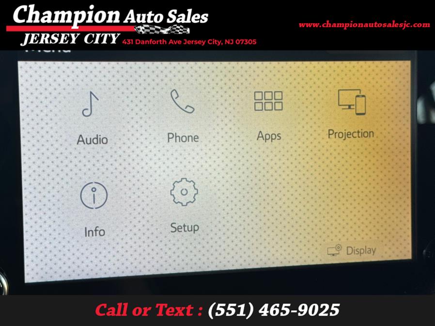 2019 Toyota C-HR XLE FWD (Natl), available for sale in Jersey City, New Jersey | Champion Auto Sales. Jersey City, New Jersey 2019 Toyota C-HR XLE FWD (Natl), available for sale in Jersey City, New Jersey | Champion Auto Sales. Jersey City, New Jersey