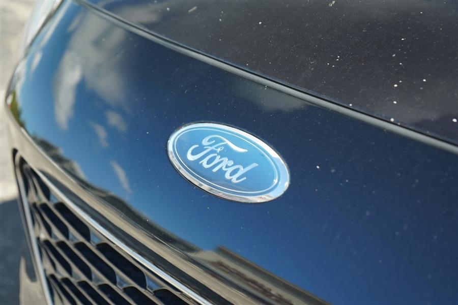 2020 Ford Escape SE, available for sale in Woodside, New York | Drive Central. Woodside, New York 2020 Ford Escape SE, available for sale in Woodside, New York | Drive Central. Woodside, New York