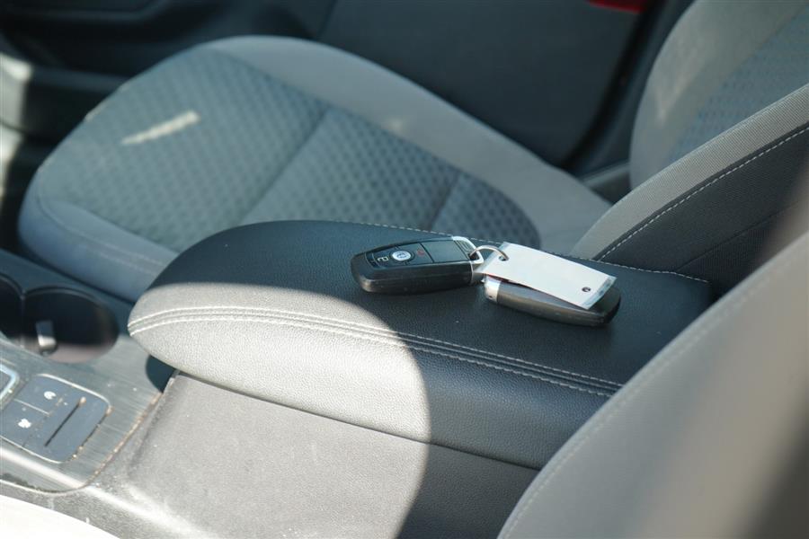 2020 Ford Escape SE, available for sale in Woodside, New York | Drive Central. Woodside, New York 2020 Ford Escape SE, available for sale in Woodside, New York | Drive Central. Woodside, New York