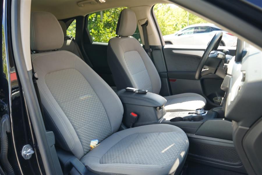 2020 Ford Escape SE, available for sale in Woodside, New York | Drive Central. Woodside, New York 2020 Ford Escape SE, available for sale in Woodside, New York | Drive Central. Woodside, New York