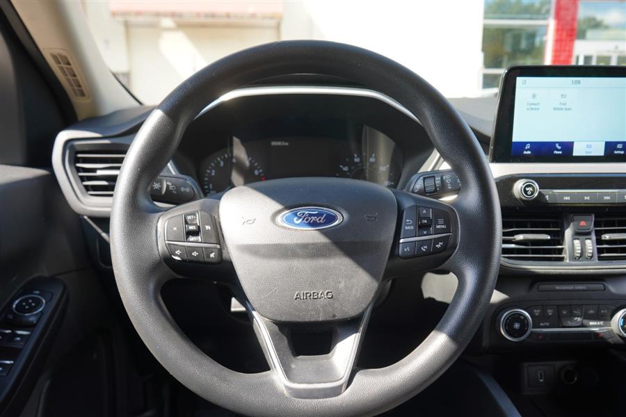 2020 Ford Escape SE, available for sale in Woodside, New York | Drive Central. Woodside, New York 2020 Ford Escape SE, available for sale in Woodside, New York | Drive Central. Woodside, New York