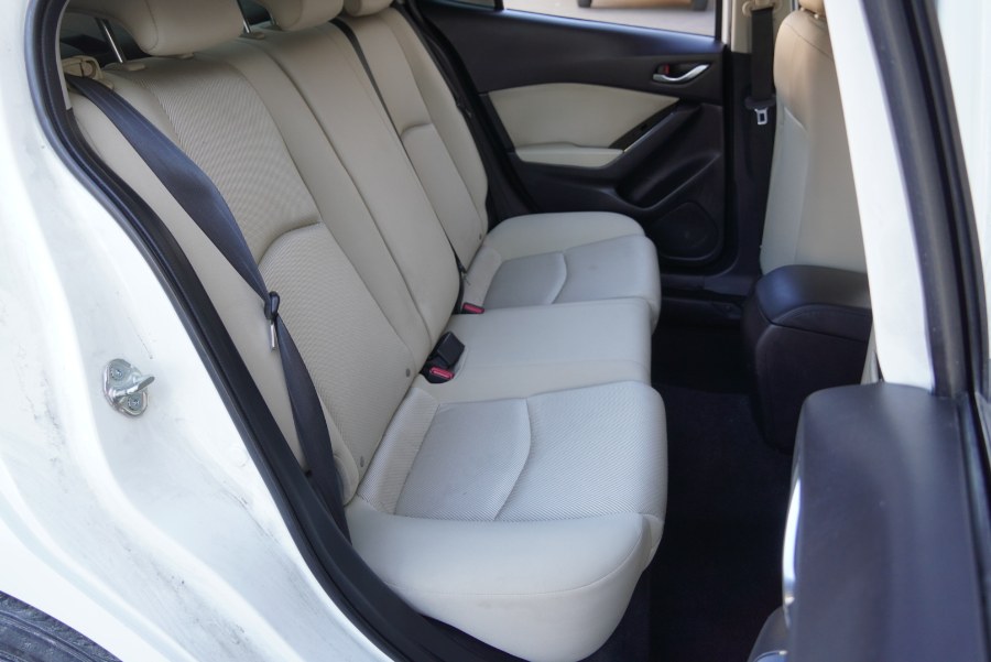 2018 Mazda Mazda3 4-Door Sport Auto, available for sale in Riverside, California | Big Timin Motors LLC. Riverside, California 2018 Mazda Mazda3 4-Door Sport Auto, available for sale in Riverside, California | Big Timin Motors LLC. Riverside, California