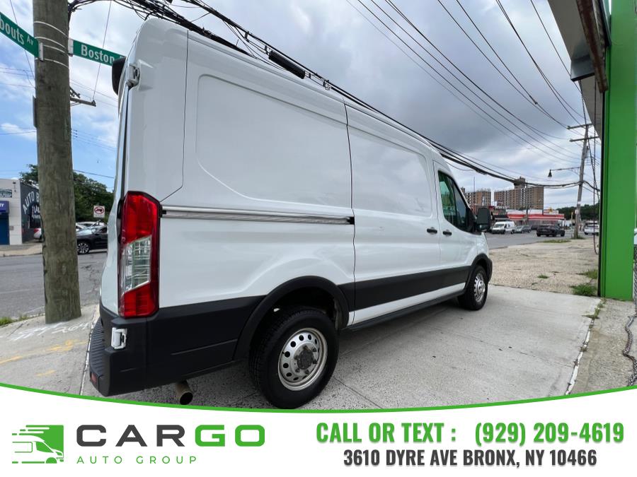 2022 Ford Transit Cargo Van photo 2