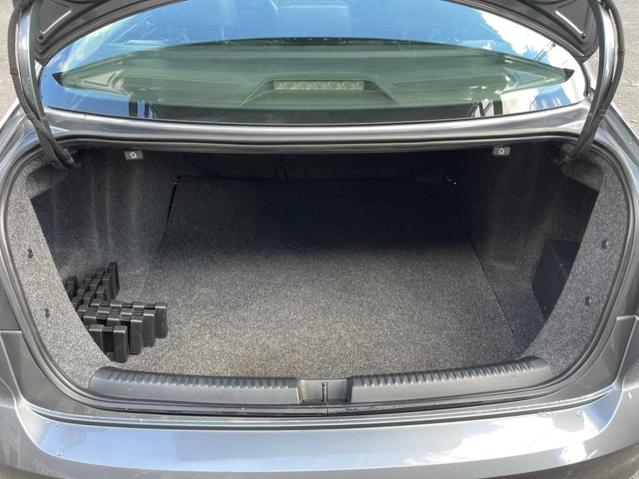 2015 Volkswagen Jetta Sedan 4dr DSG 2.0L TDI SEL, available for sale in Bloomfield, Connecticut | AXA Car Sales and Repair LLC. Bloomfield, Connecticut 2015 Volkswagen Jetta Sedan 4dr DSG 2.0L TDI SEL, available for sale in Bloomfield, Connecticut | AXA Car Sales and Repair LLC. Bloomfield, Connecticut