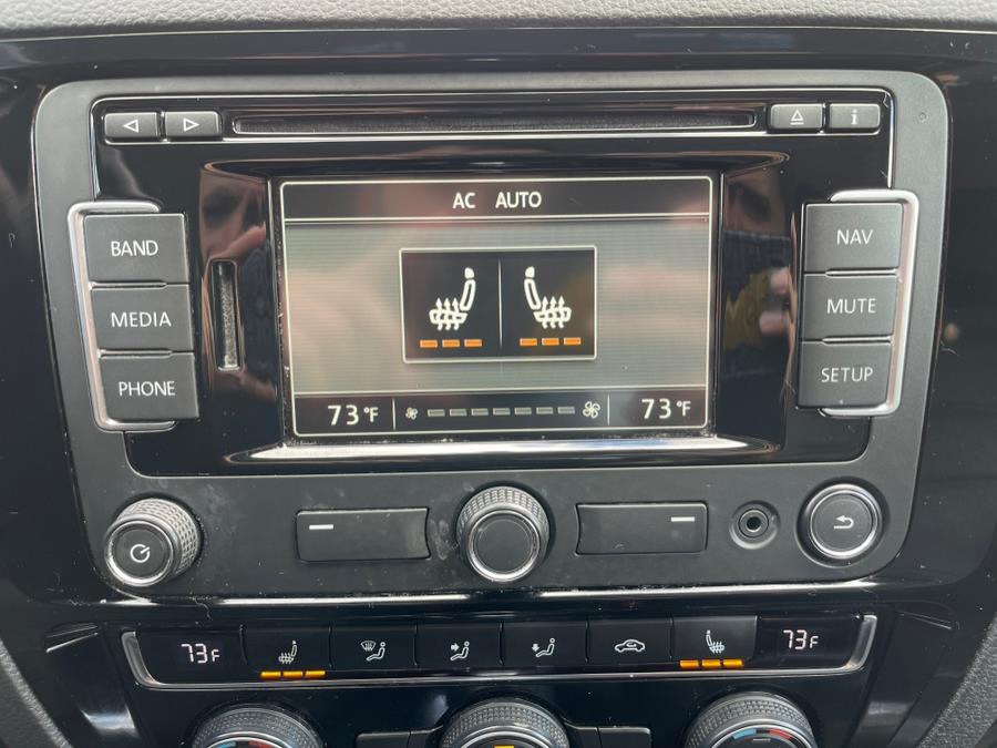 2015 Volkswagen Jetta Sedan 4dr DSG 2.0L TDI SEL, available for sale in Bloomfield, Connecticut | AXA Car Sales and Repair LLC. Bloomfield, Connecticut 2015 Volkswagen Jetta Sedan 4dr DSG 2.0L TDI SEL, available for sale in Bloomfield, Connecticut | AXA Car Sales and Repair LLC. Bloomfield, Connecticut