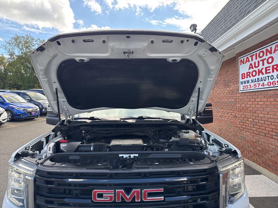 2020 GMC Sierra 2500HD 4WD Crew Cab, available for sale in Waterbury, Connecticut | National Auto Brokers, Inc.. Waterbury, Connecticut 2020 GMC Sierra 2500HD 4WD Crew Cab, available for sale in Waterbury, Connecticut | National Auto Brokers, Inc.. Waterbury, Connecticut