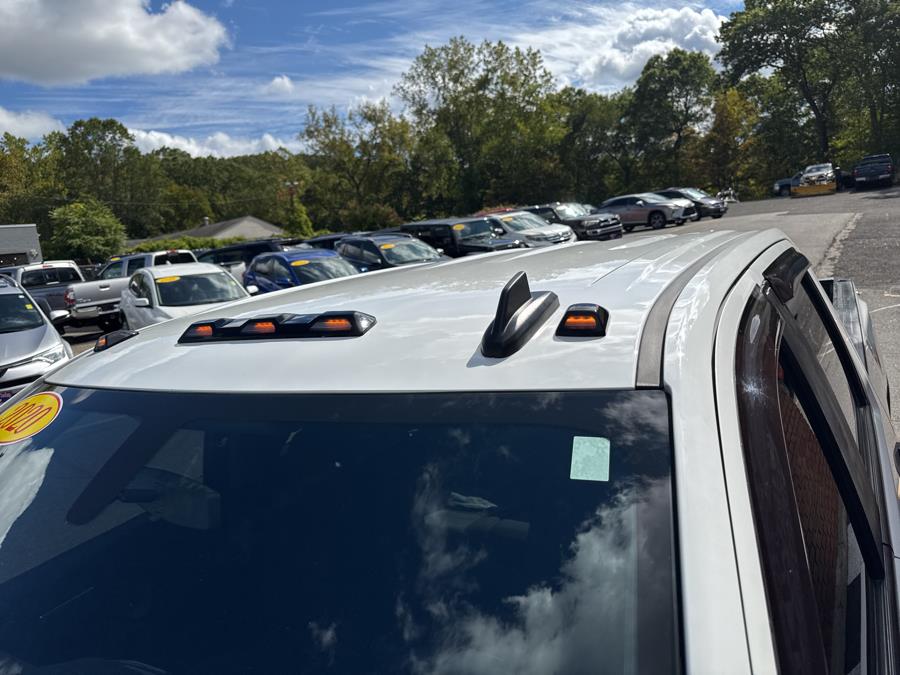 2020 GMC Sierra 2500HD 4WD Crew Cab, available for sale in Waterbury, Connecticut | National Auto Brokers, Inc.. Waterbury, Connecticut 2020 GMC Sierra 2500HD 4WD Crew Cab, available for sale in Waterbury, Connecticut | National Auto Brokers, Inc.. Waterbury, Connecticut