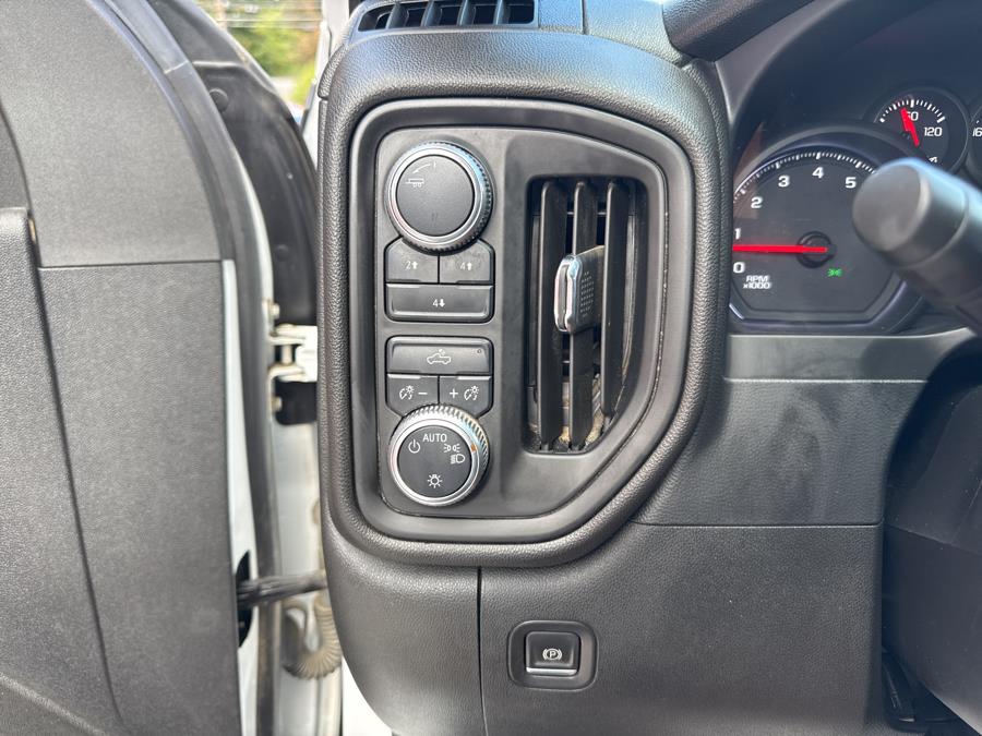 2020 GMC Sierra 2500HD 4WD Crew Cab, available for sale in Waterbury, Connecticut | National Auto Brokers, Inc.. Waterbury, Connecticut 2020 GMC Sierra 2500HD 4WD Crew Cab, available for sale in Waterbury, Connecticut | National Auto Brokers, Inc.. Waterbury, Connecticut