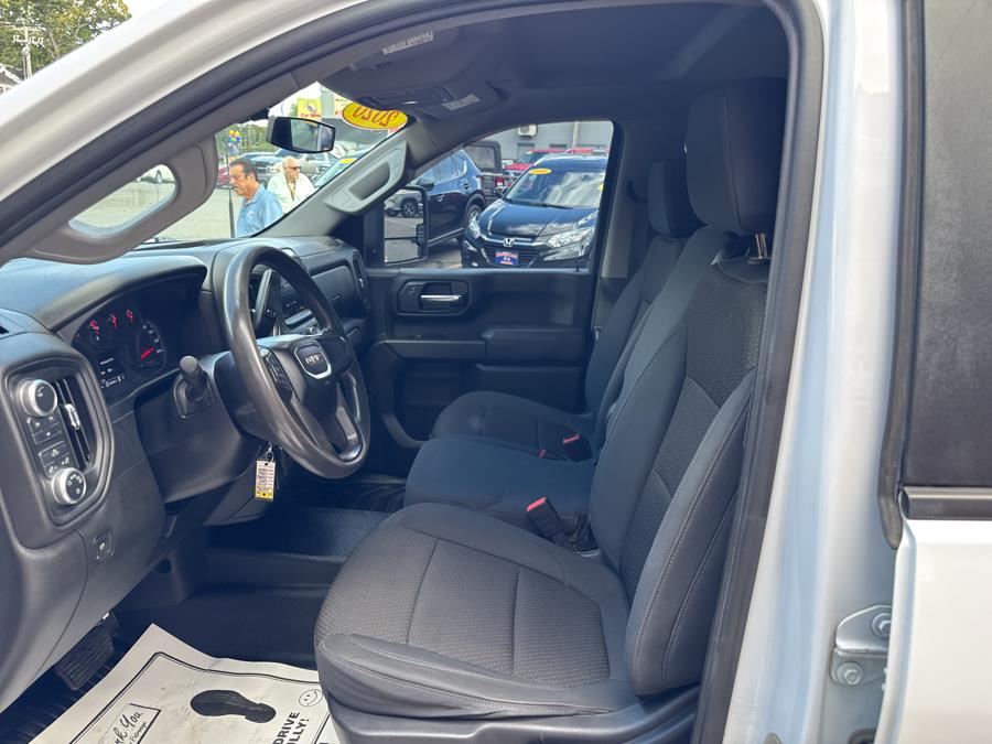 2020 GMC Sierra 2500HD 4WD Crew Cab, available for sale in Waterbury, Connecticut | National Auto Brokers, Inc.. Waterbury, Connecticut 2020 GMC Sierra 2500HD 4WD Crew Cab, available for sale in Waterbury, Connecticut | National Auto Brokers, Inc.. Waterbury, Connecticut
