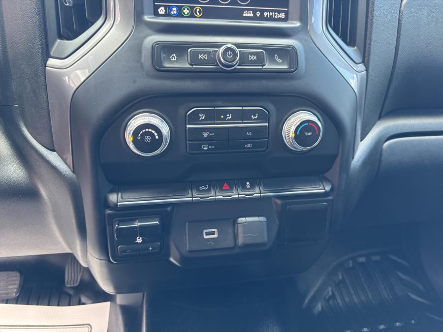 2020 GMC Sierra 2500HD 4WD Crew Cab, available for sale in Waterbury, Connecticut | National Auto Brokers, Inc.. Waterbury, Connecticut 2020 GMC Sierra 2500HD 4WD Crew Cab, available for sale in Waterbury, Connecticut | National Auto Brokers, Inc.. Waterbury, Connecticut