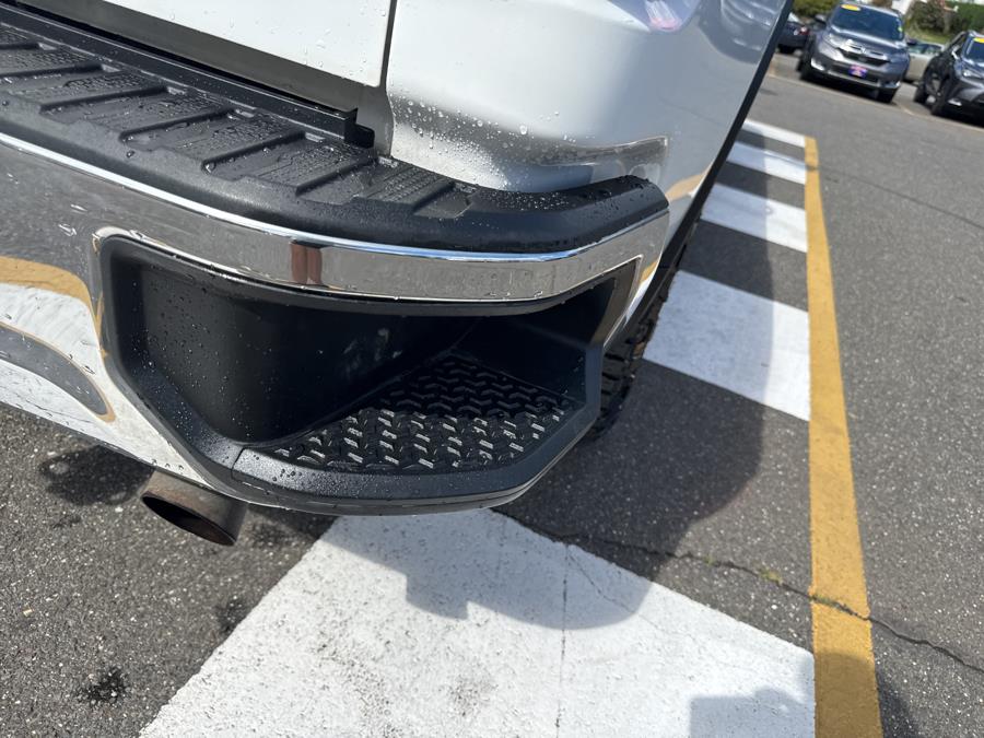 2020 GMC Sierra 2500HD 4WD Crew Cab, available for sale in Waterbury, Connecticut | National Auto Brokers, Inc.. Waterbury, Connecticut 2020 GMC Sierra 2500HD 4WD Crew Cab, available for sale in Waterbury, Connecticut | National Auto Brokers, Inc.. Waterbury, Connecticut