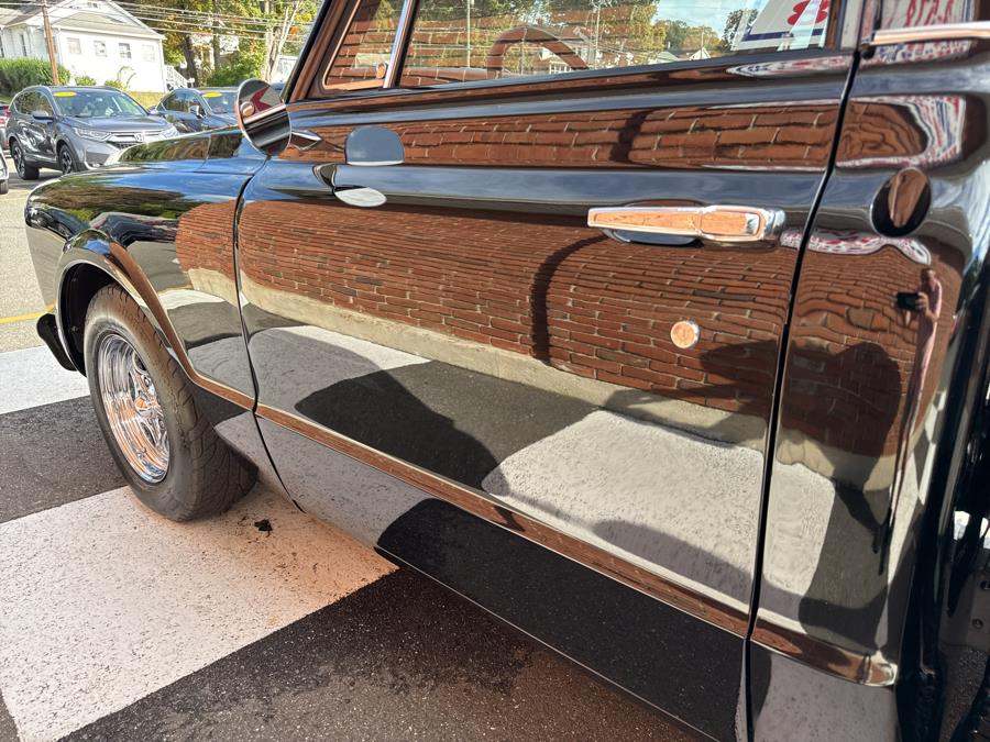 1968 Chevrolet C10 Custom Restomod, available for sale in Waterbury, Connecticut | National Auto Brokers, Inc.. Waterbury, Connecticut 1968 Chevrolet C10 Custom Restomod, available for sale in Waterbury, Connecticut | National Auto Brokers, Inc.. Waterbury, Connecticut