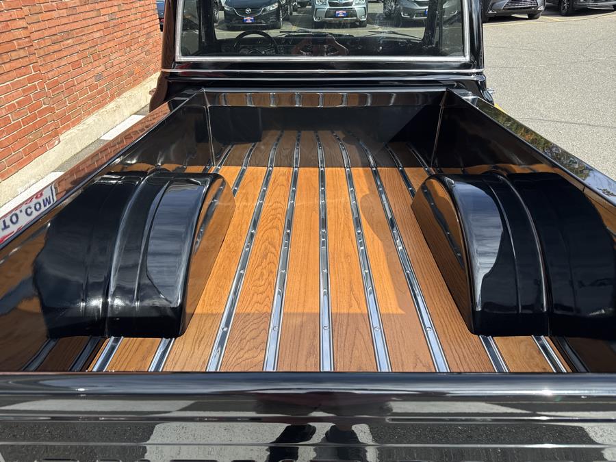 1968 Chevrolet C10 Custom Restomod, available for sale in Waterbury, Connecticut | National Auto Brokers, Inc.. Waterbury, Connecticut 1968 Chevrolet C10 Custom Restomod, available for sale in Waterbury, Connecticut | National Auto Brokers, Inc.. Waterbury, Connecticut