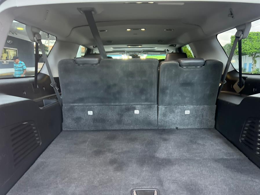 2018 Cadillac Escalade ESV 4WD 4dr Luxury, available for sale in Hialeah, Florida | The Palm Motors LLC. Hialeah, Florida 2018 Cadillac Escalade ESV 4WD 4dr Luxury, available for sale in Hialeah, Florida | The Palm Motors LLC. Hialeah, Florida