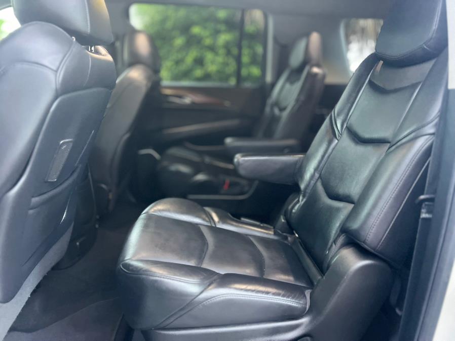 2018 Cadillac Escalade ESV 4WD 4dr Luxury, available for sale in Hialeah, Florida | The Palm Motors LLC. Hialeah, Florida 2018 Cadillac Escalade ESV 4WD 4dr Luxury, available for sale in Hialeah, Florida | The Palm Motors LLC. Hialeah, Florida