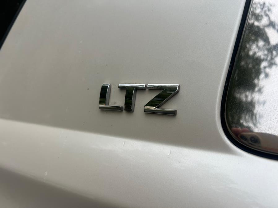 2015 Chevrolet Suburban 4WD 4dr LTZ, available for sale in Hialeah, Florida | The Palm Motors LLC. Hialeah, Florida 2015 Chevrolet Suburban 4WD 4dr LTZ, available for sale in Hialeah, Florida | The Palm Motors LLC. Hialeah, Florida