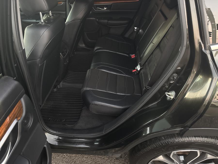 2017 Honda CR-V Touring AWD, available for sale in Milford, Connecticut | Korhan LLC DBA Superior Motors. Milford, Connecticut 2017 Honda CR-V Touring AWD, available for sale in Milford, Connecticut | Korhan LLC DBA Superior Motors. Milford, Connecticut