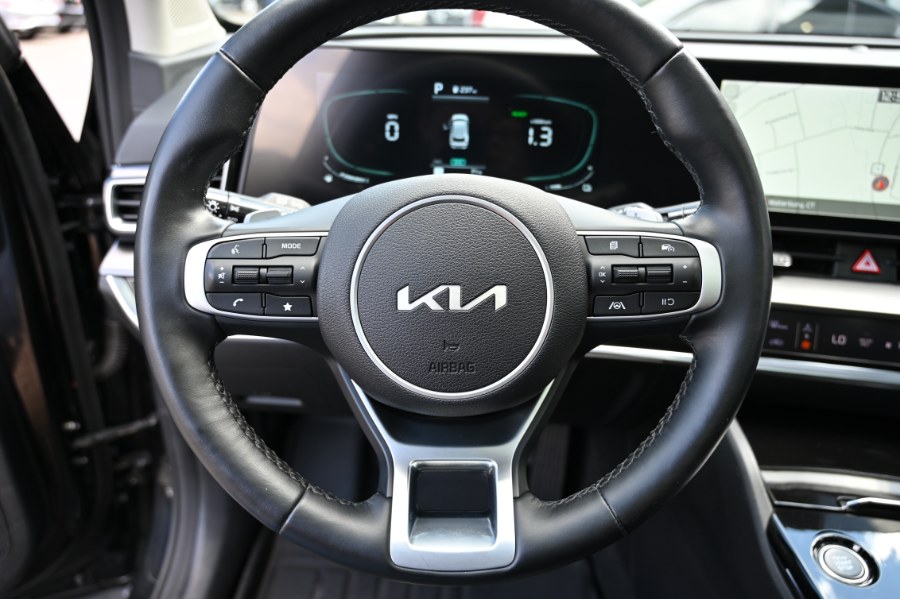 2023 Kia Sportage Hybrid EX AWD, available for sale in Waterbury, Connecticut | Highline Car Connection. Waterbury, Connecticut 2023 Kia Sportage Hybrid EX AWD, available for sale in Waterbury, Connecticut | Highline Car Connection. Waterbury, Connecticut